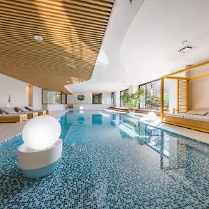 **** Resort Nol Myojindai Japón